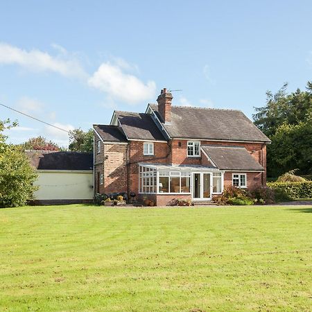 Fir Tree Cottage Standon Exterior photo